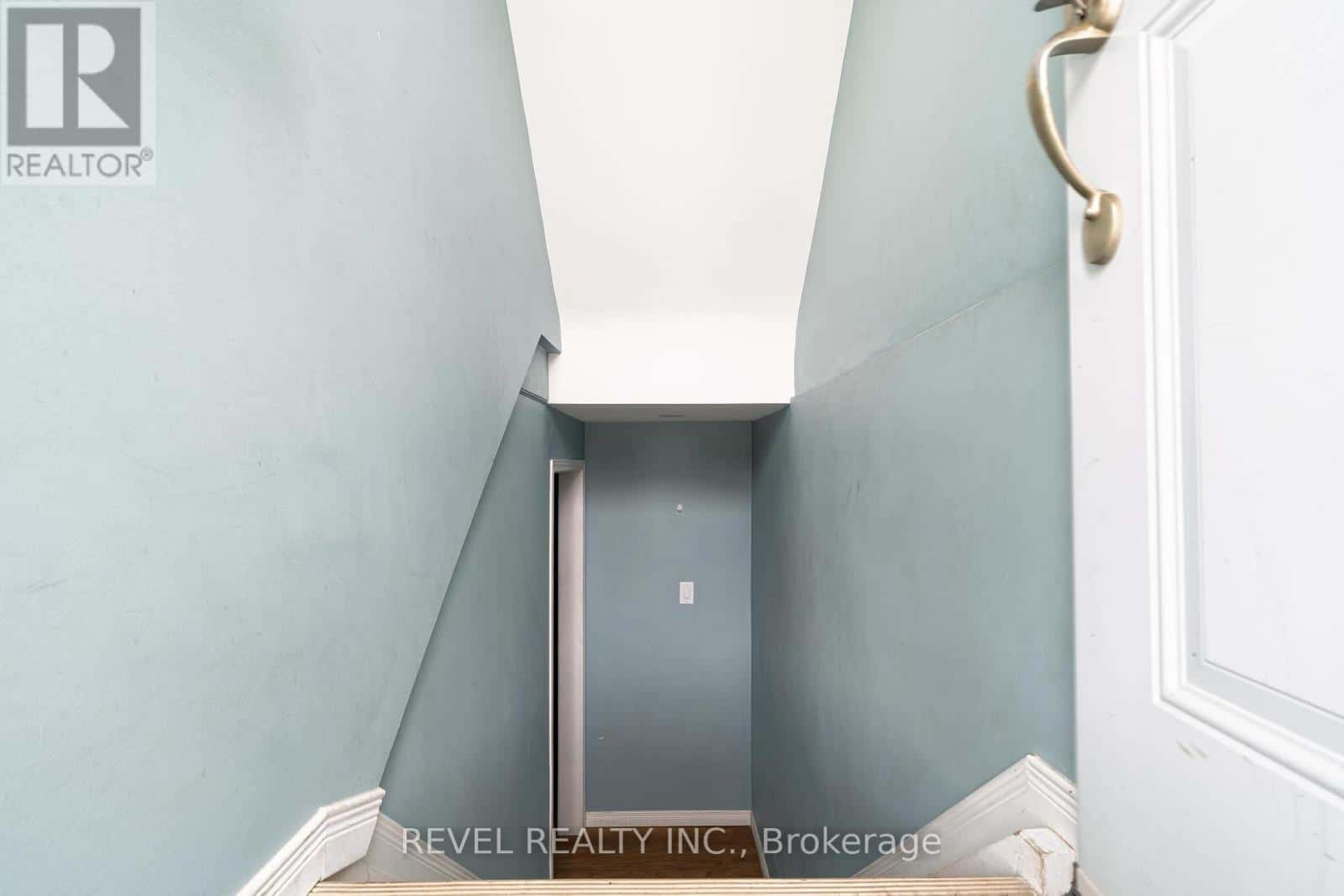 Toronto (Glenfield-Jane Heights) — Toronto (Glenfield-Jane Heights) - Photo 2 of 20