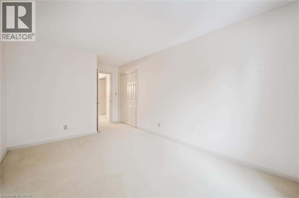 405 GLASGOW Street Unit# 5 — Kitchener - Photo 3 of 48