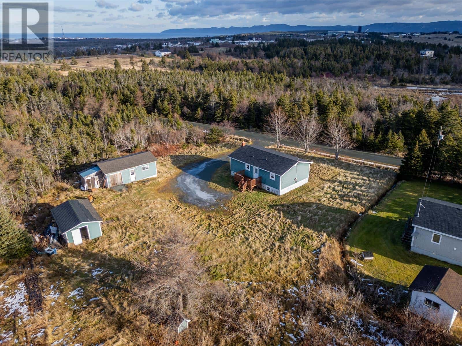 Lance Cove — Lance Cove - Photo 3 of 36