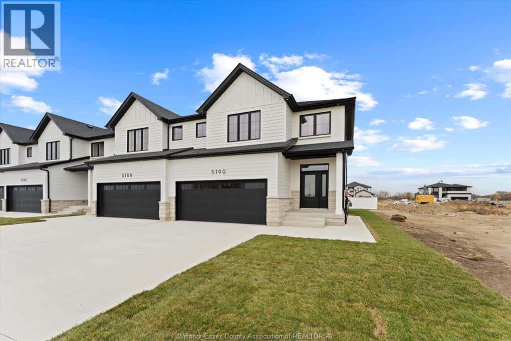 Tecumseh — Tecumseh - Photo 2 of 29