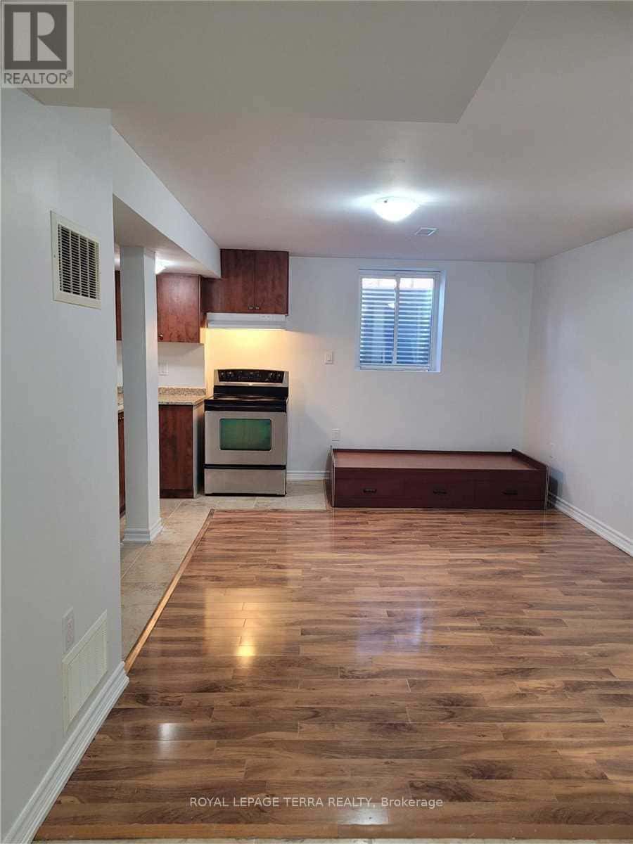 Brampton (Madoc) — Brampton (Madoc) - Photo 5 of 11