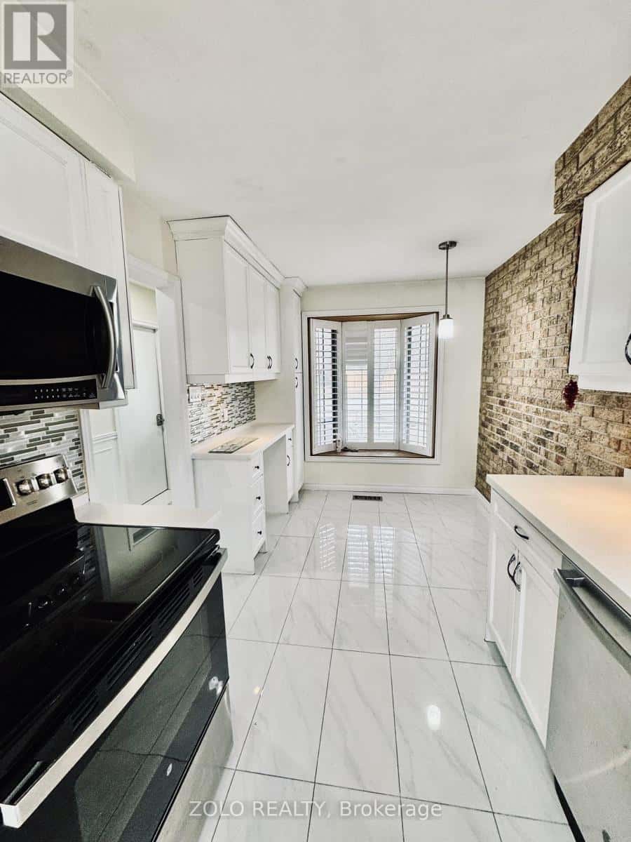 Burlington (Tyandaga) — Burlington (Tyandaga) - Photo 4 of 27