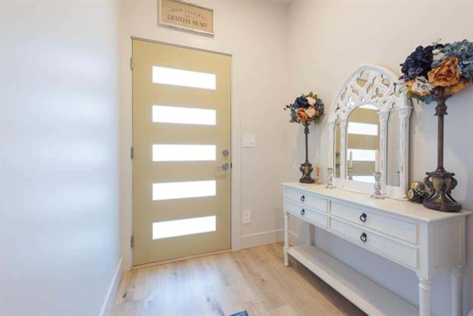 Agassiz — Agassiz - Photo 3 of 3