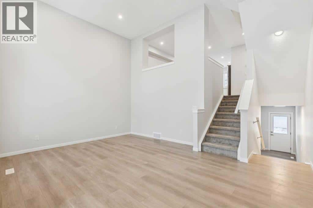 402, 135 Mahogany Parade SE — Calgary, Alberta - Photo 4 of 46