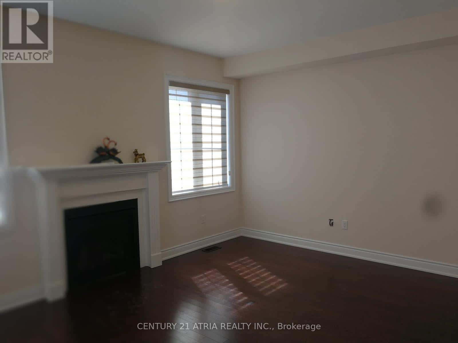 37 LADDER CRESCENT — East Gwillimbury (Sharon) - Photo 5 of 24