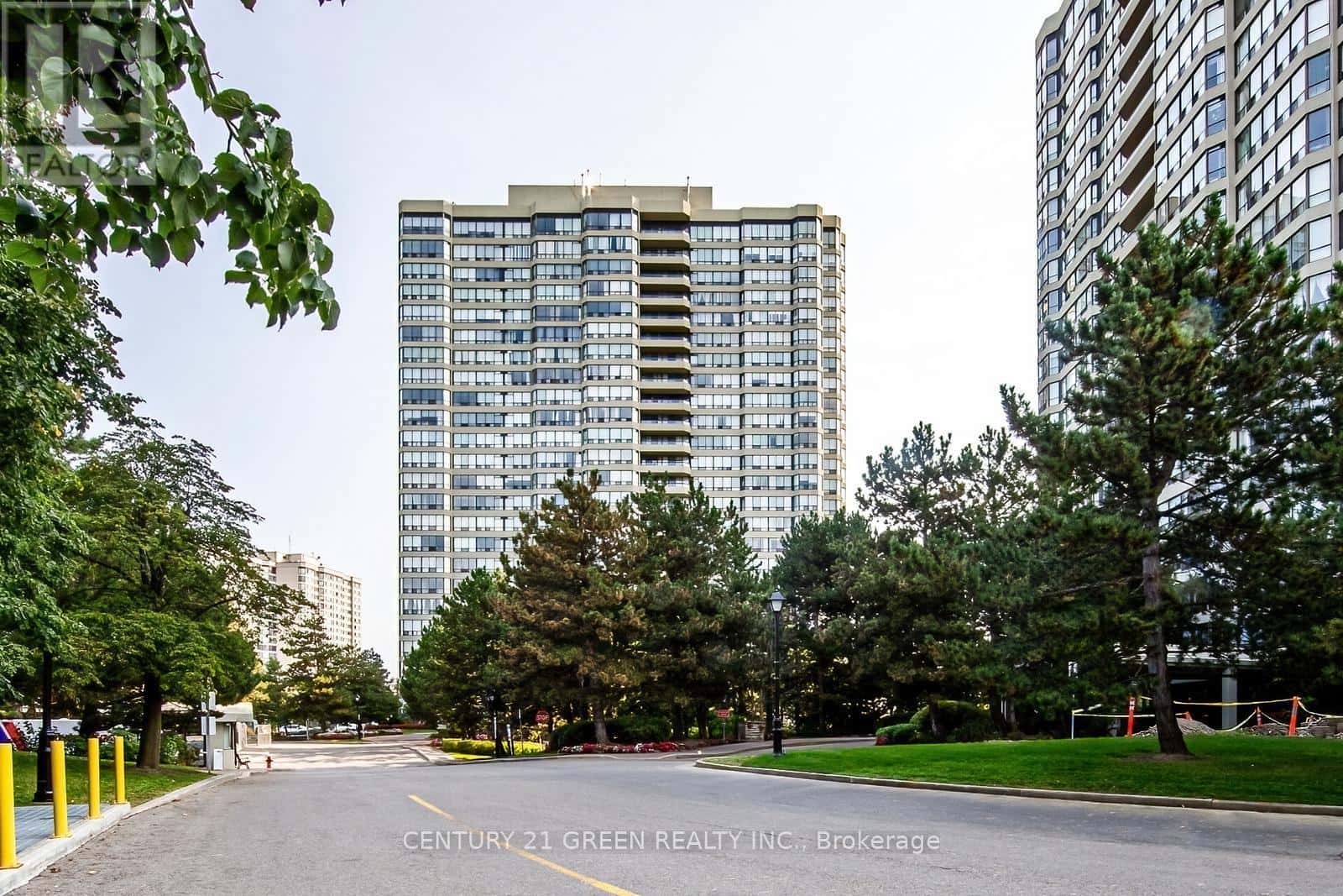 1503 - 22 HANOVER ROAD — Brampton (Queen Street Corridor) - Photo 3 of 50