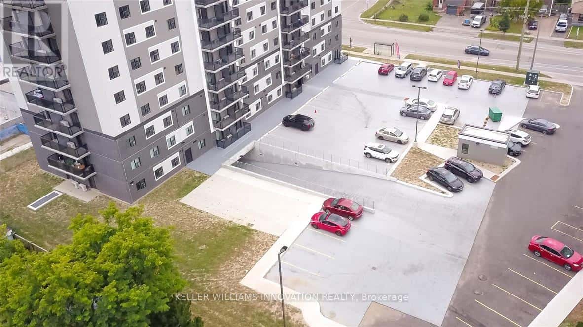 Kitchener — Kitchener - Photo 5 of 26