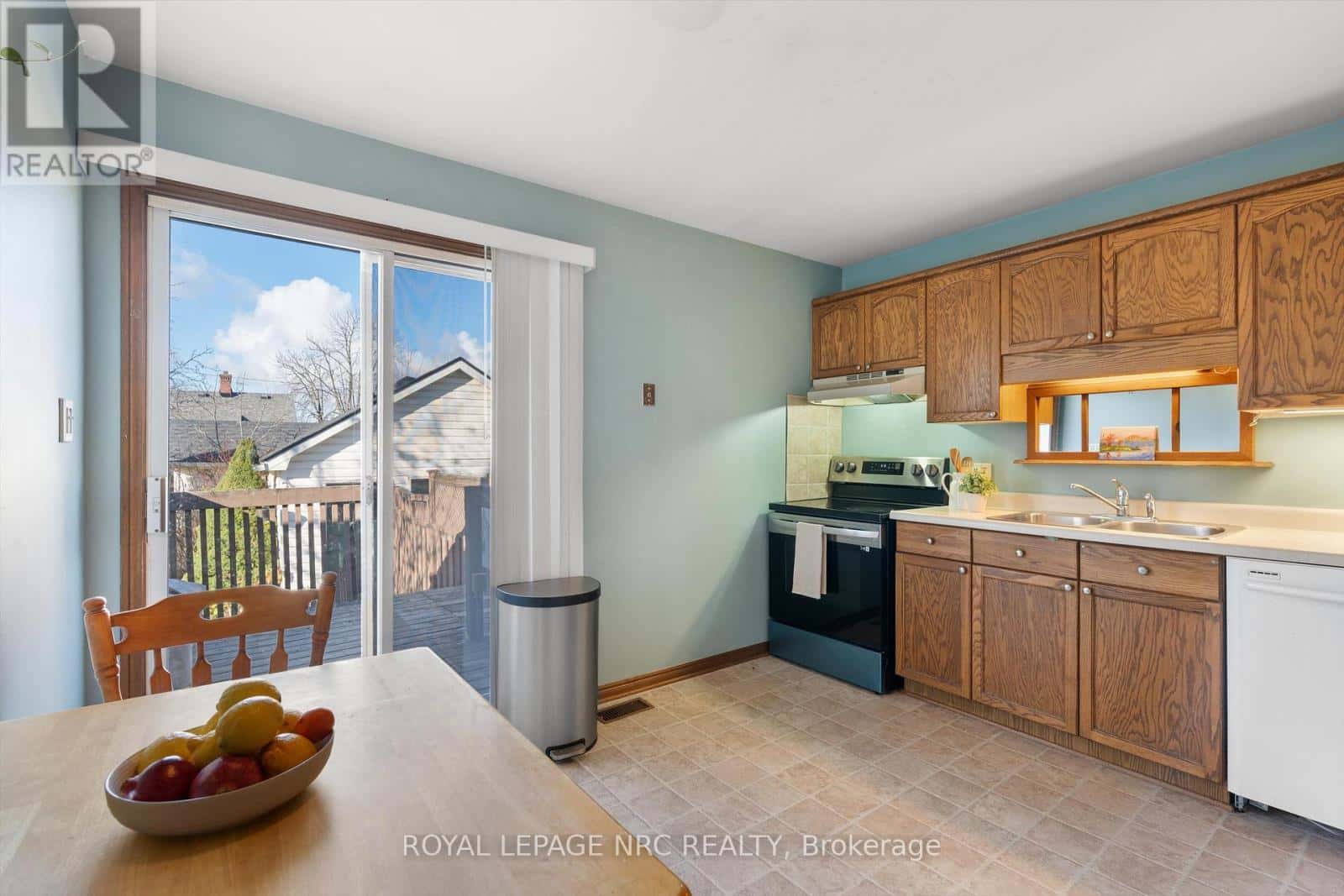 Thorold (Thorold Downtown) — Thorold (Thorold Downtown) - Photo 5 of 37