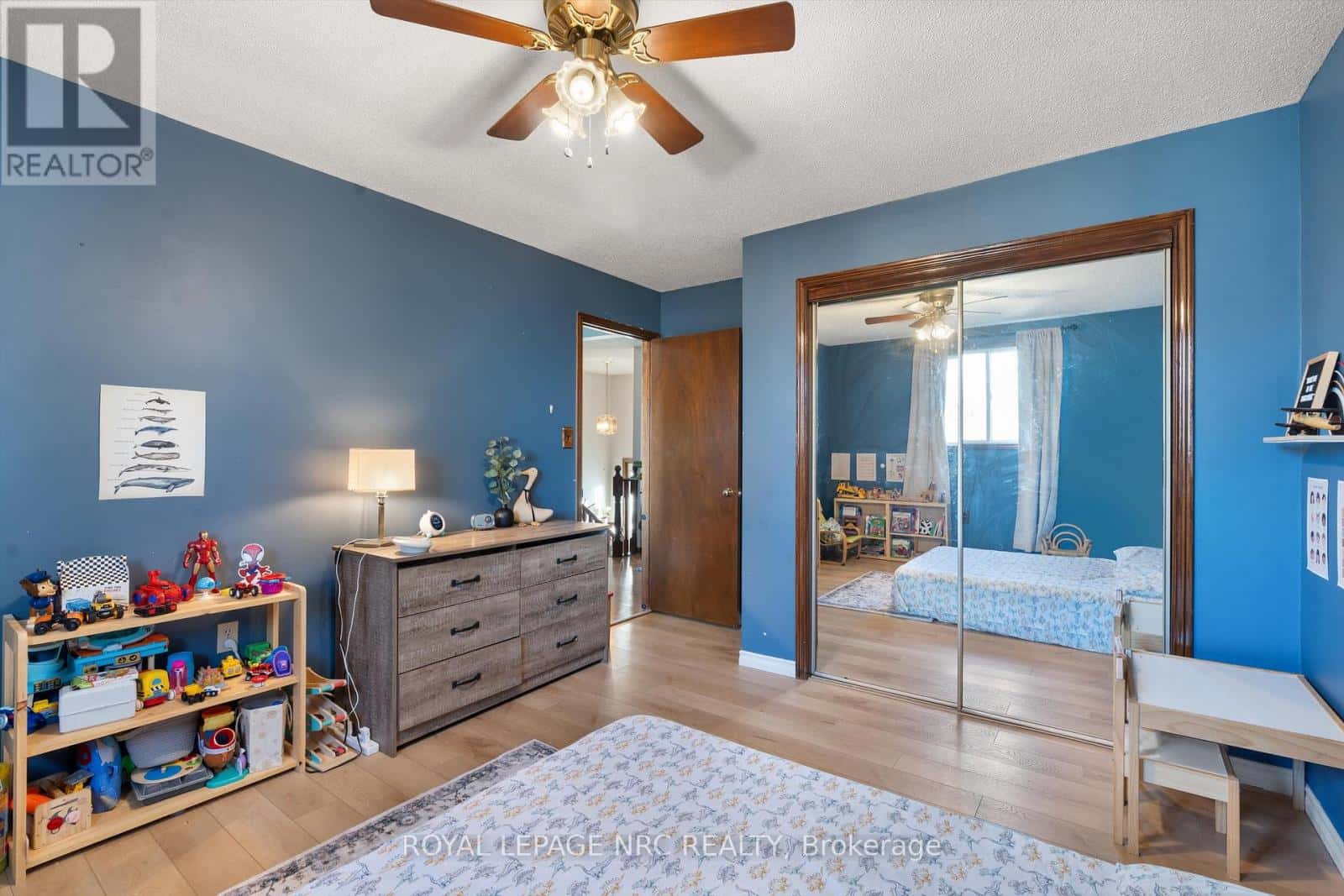 Thorold (Thorold Downtown) — Thorold (Thorold Downtown) - Photo 2 of 37