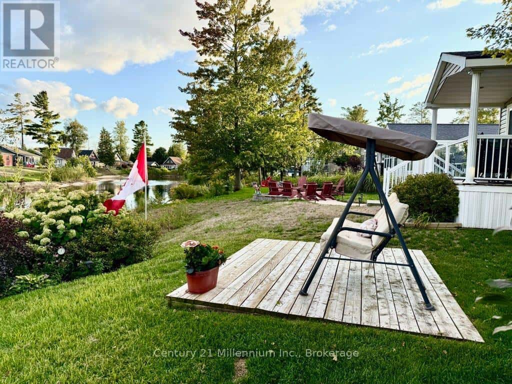 Wasaga Beach — Wasaga Beach - Photo 5 of 31