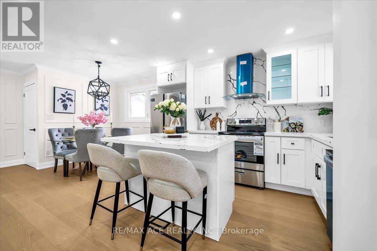 Oshawa (McLaughlin) — Oshawa (McLaughlin) - Photo 3 of 43