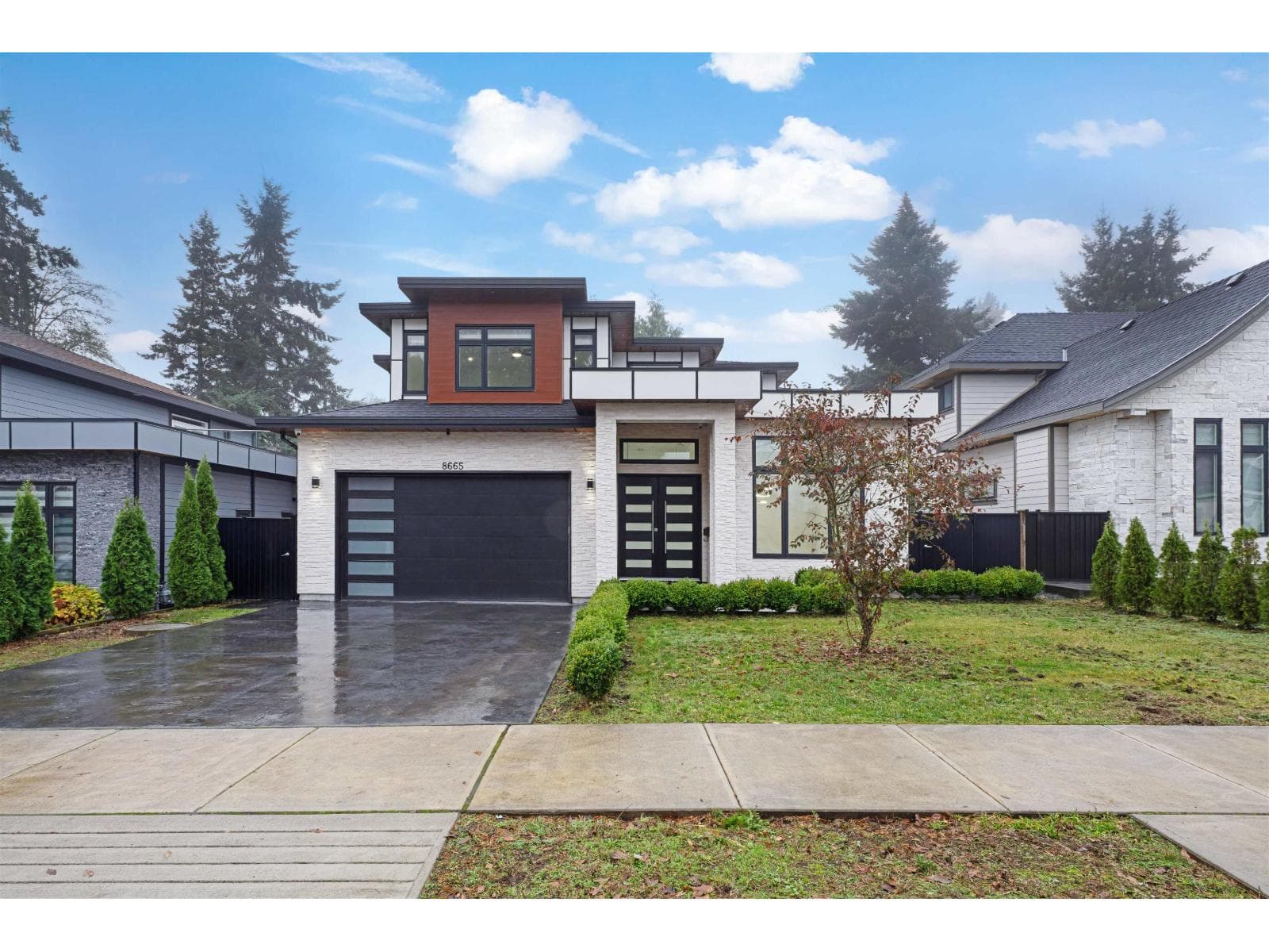 8665 154A STREET — Surrey, British Columbia - Main photo