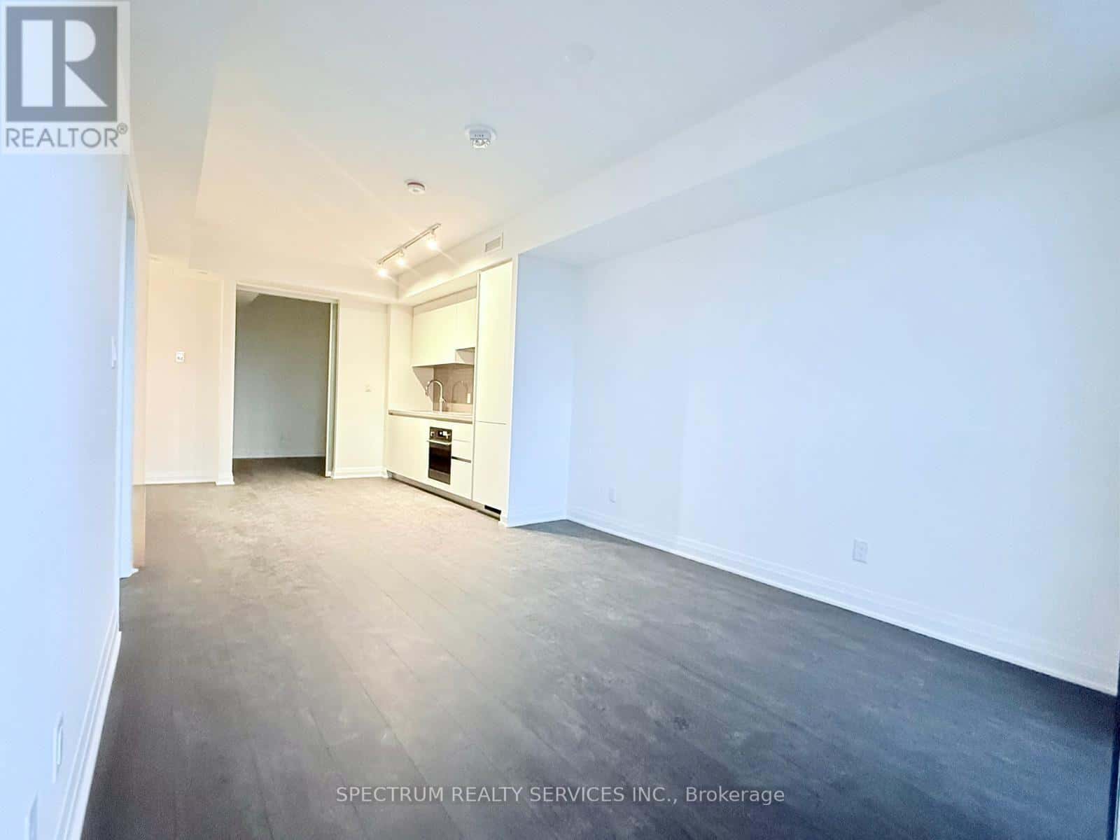 Mississauga (City Centre) — Mississauga (City Centre) - Photo 2 of 20