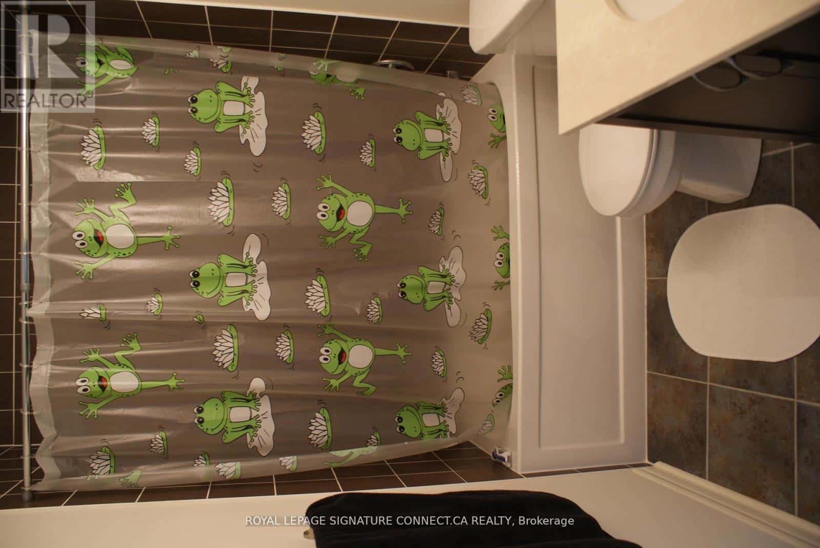 Toronto (Long Branch) — Toronto (Long Branch) - Photo 5 of 17