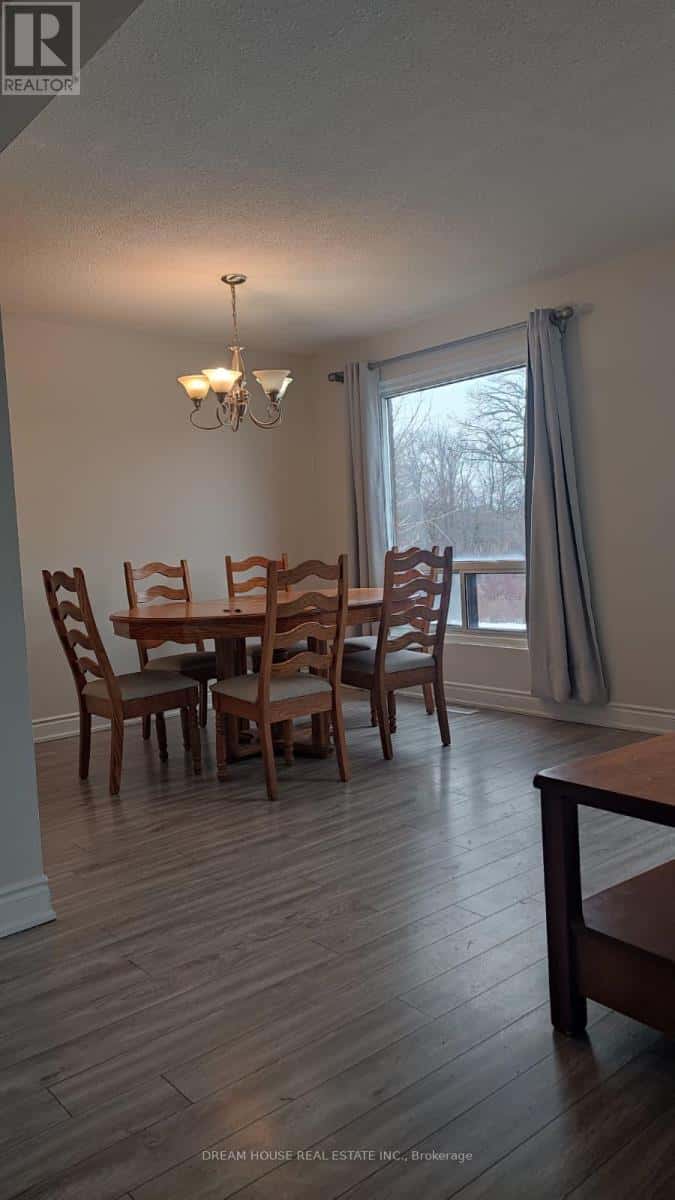 Brampton (Bramalea West Industrial) — Brampton (Bramalea West Industrial) - Photo 5 of 21