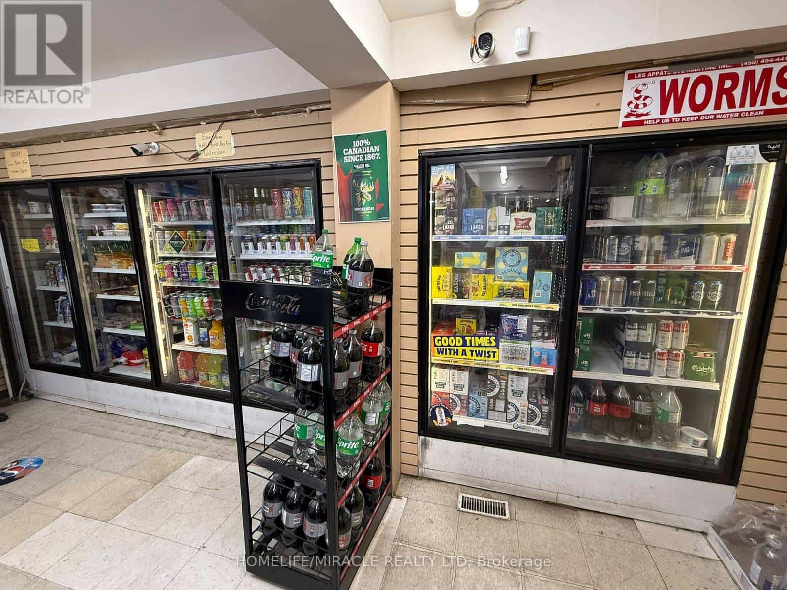 370 DIVISION STREET — Kingston (East of Sir John A. Blvd) - Photo 2 of 7