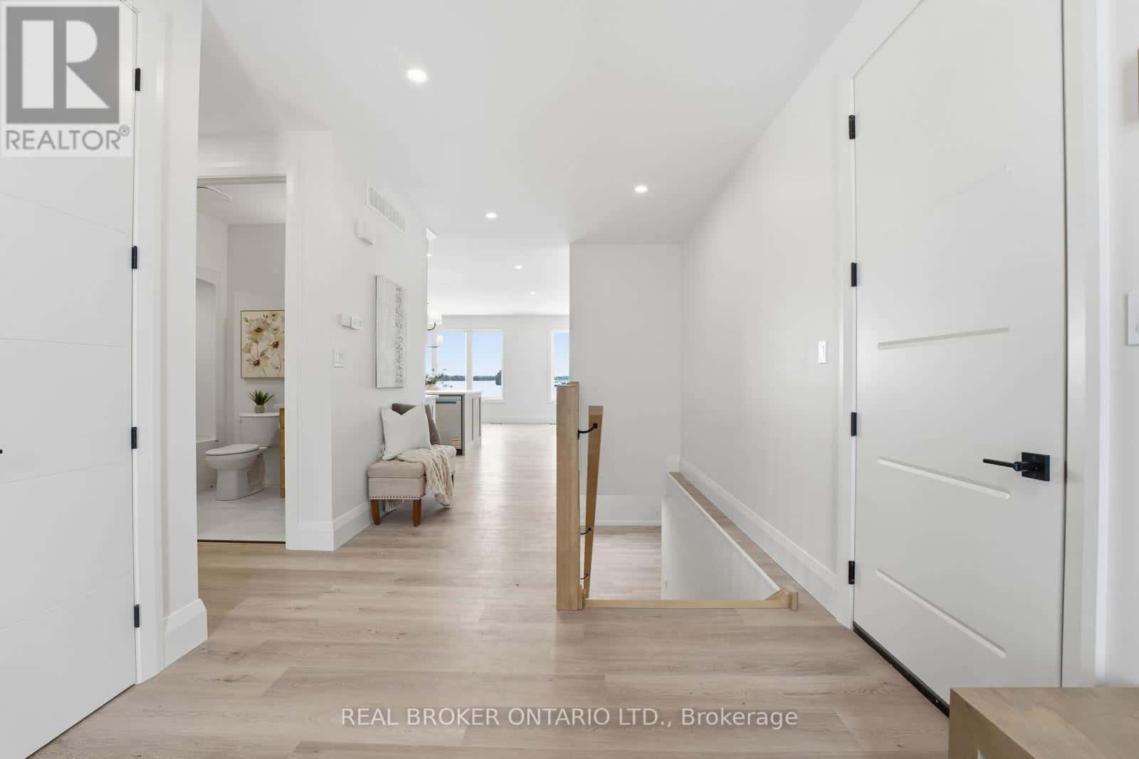 130 LA SALETTE ROAD — Norfolk (La Salette), Ontario - Photo 4 of 37