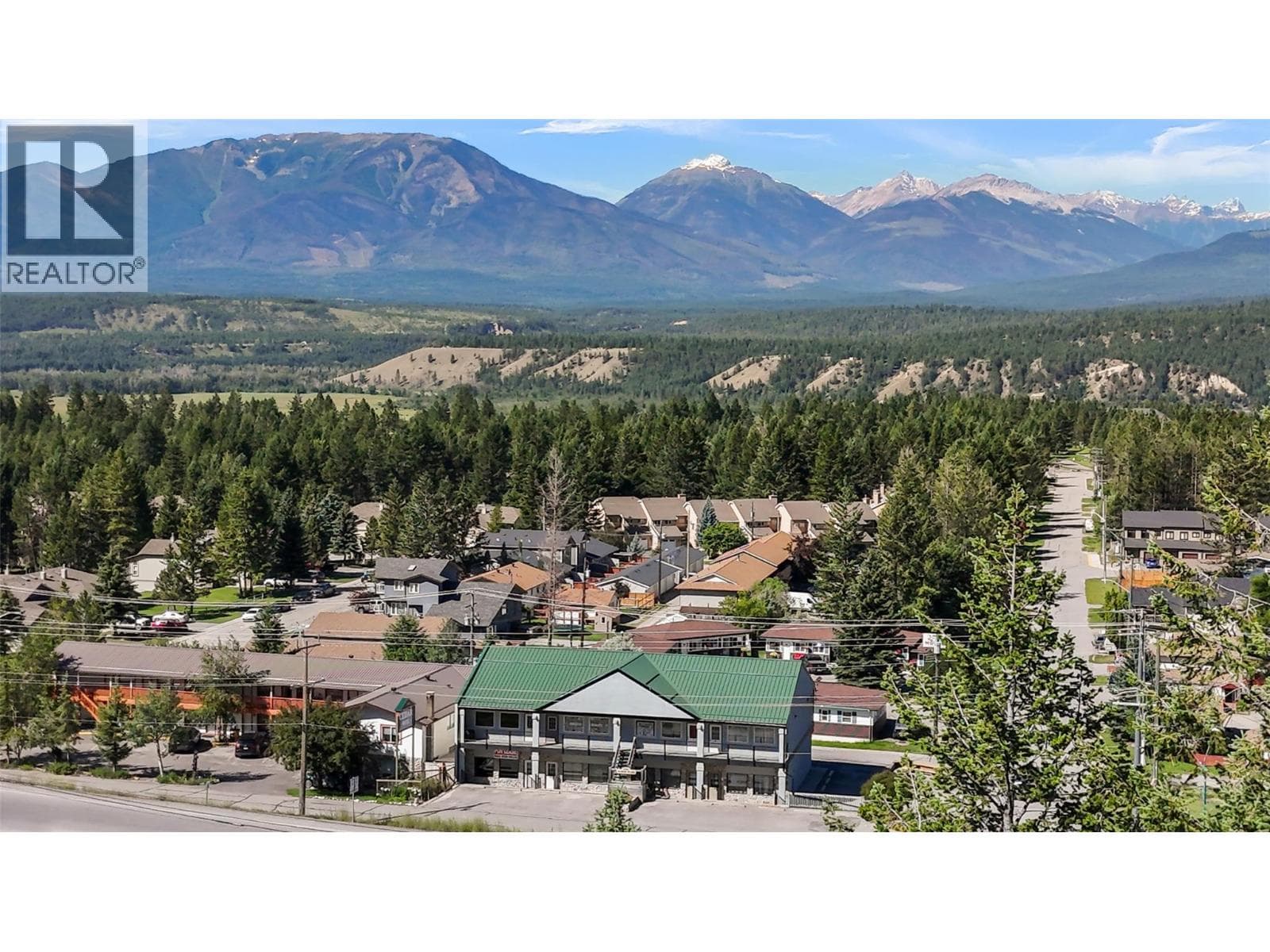 7585 MAIN WEST Street — Radium Hot Springs - Main photo