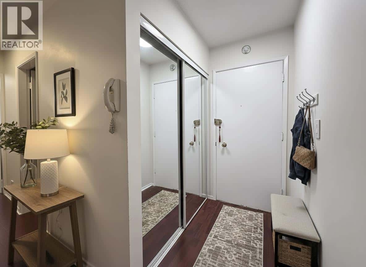 302 8020 RYAN ROAD — Richmond, British Columbia - Photo 3 of 23