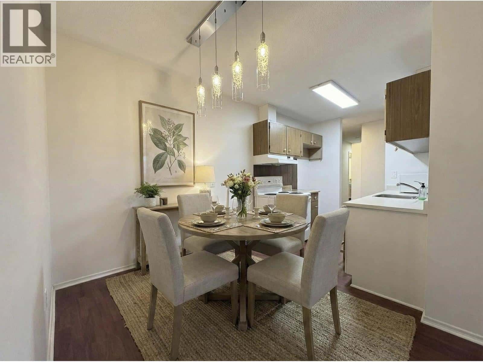 302 8020 RYAN ROAD — Richmond, British Columbia - Photo 5 of 23