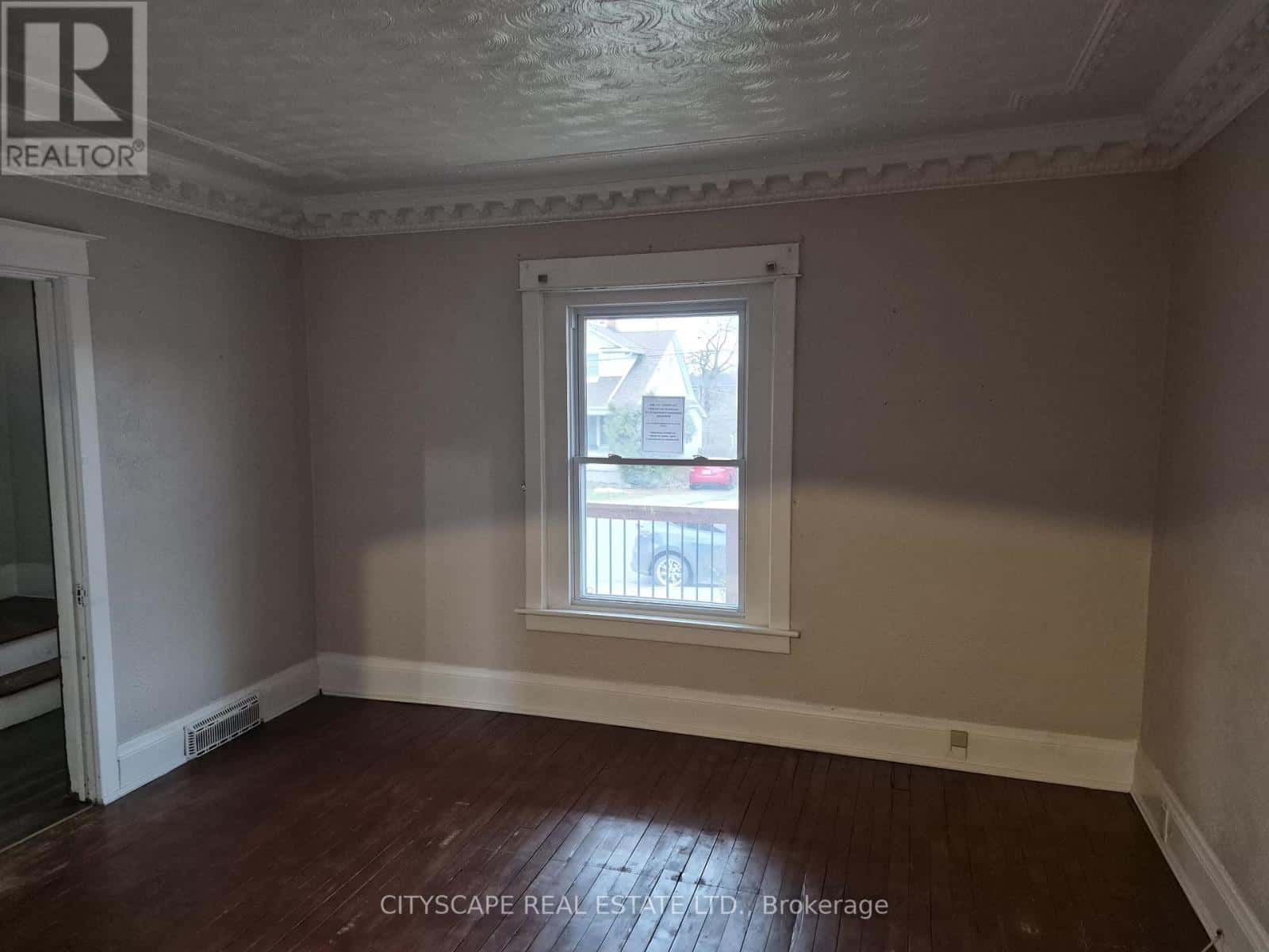 Welland (Welland Downtown) — Welland (Welland Downtown) - Photo 5 of 26