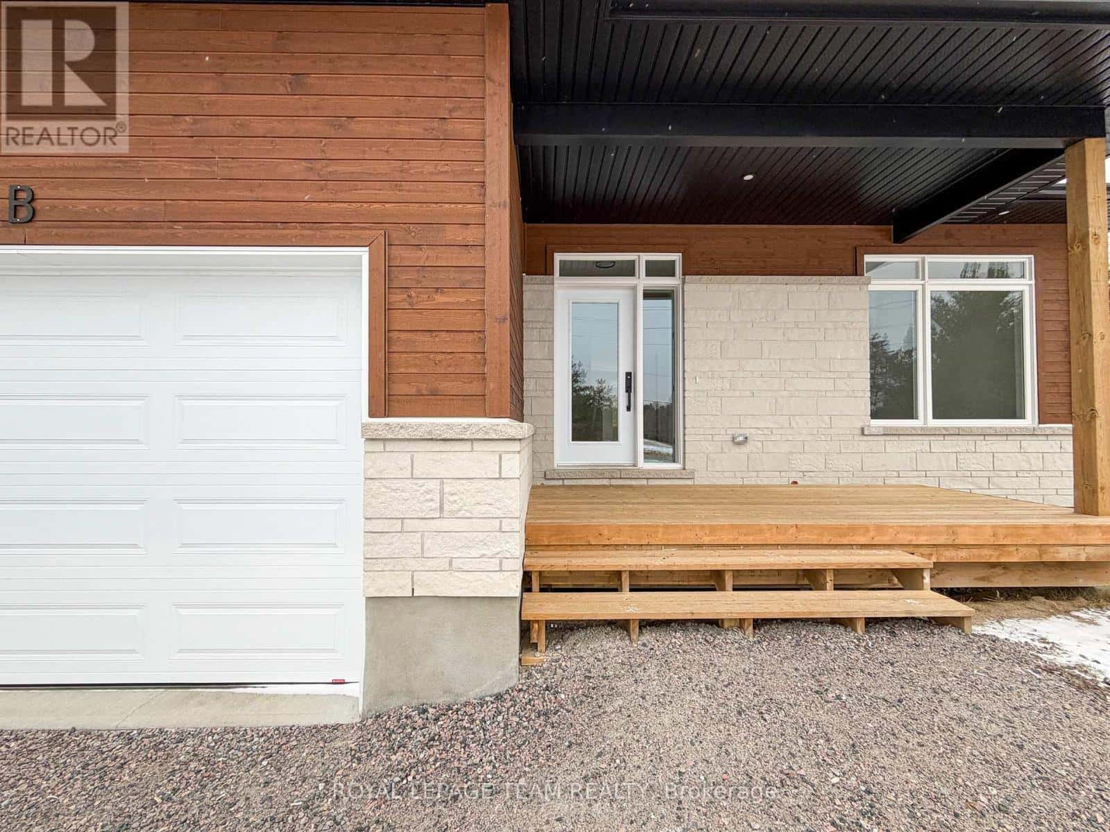 McNab/Braeside — McNab/Braeside - Photo 3 of 38