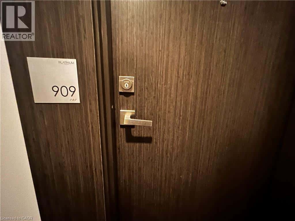 15 QUEEN Street S Unit# 909 — Hamilton - Photo 3 of 12