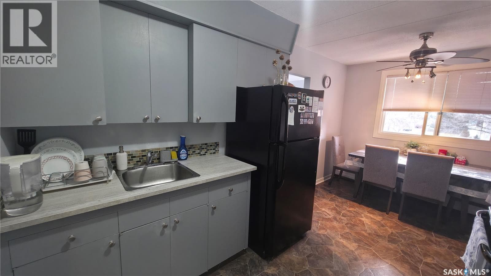 Regina — Regina - Main photo