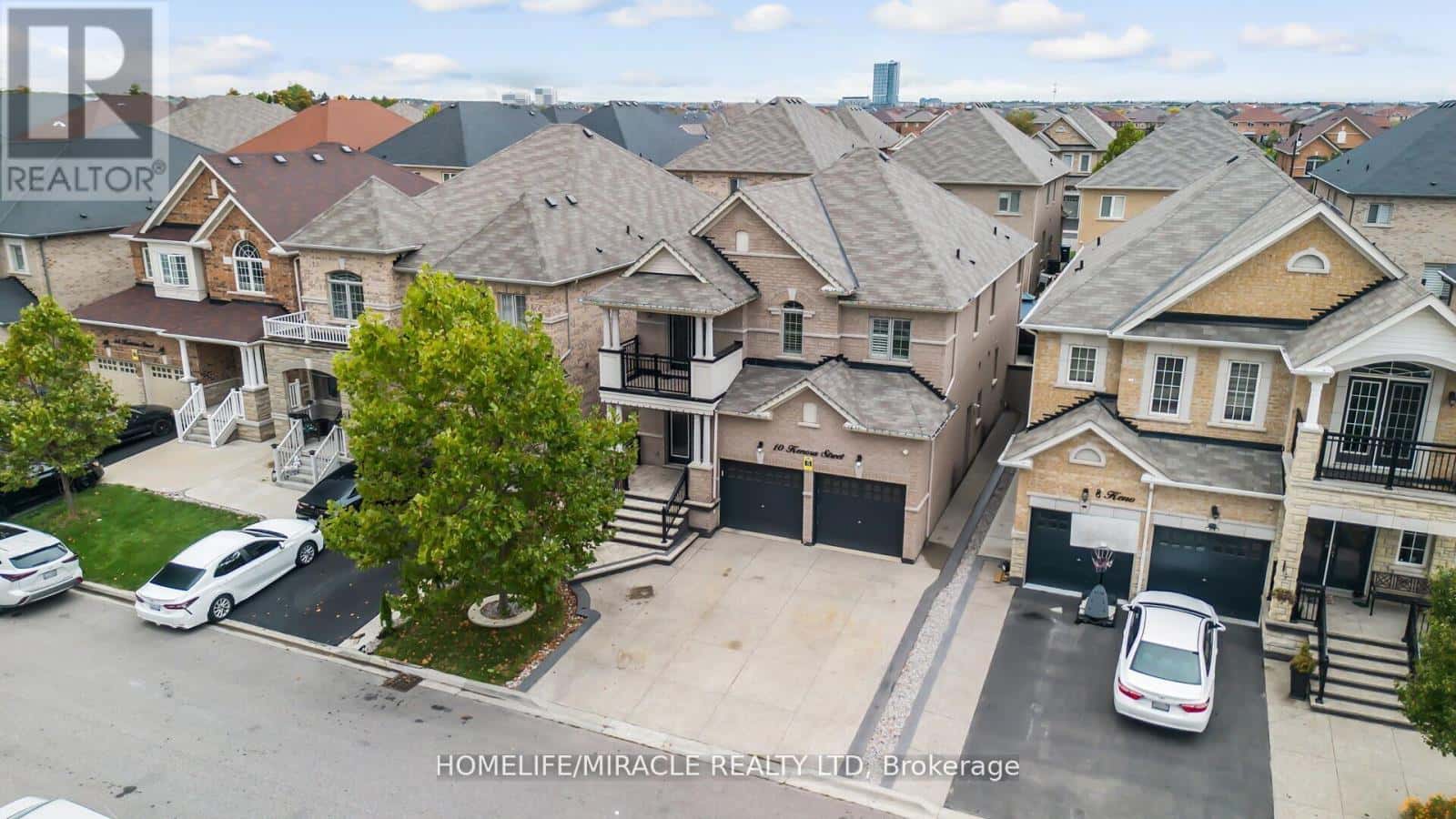 Brampton (Credit Valley) — Brampton (Credit Valley) - Photo 2 of 50