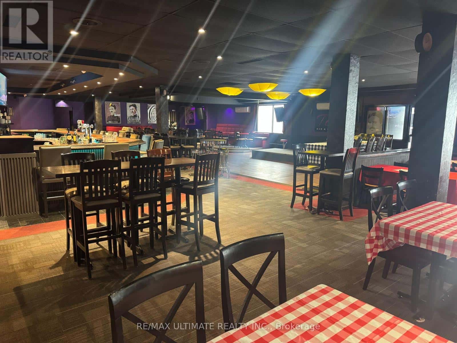 6 - 385 THE WEST MALL — Toronto (Etobicoke West Mall) - Photo 5 of 11