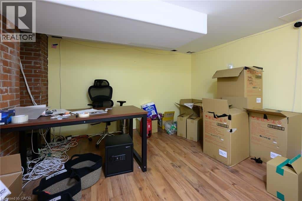 944 KING Street W — Hamilton - Photo 4 of 35