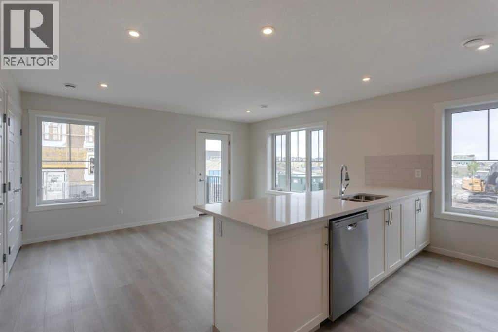 Calgary — Calgary - Photo 4 of 27