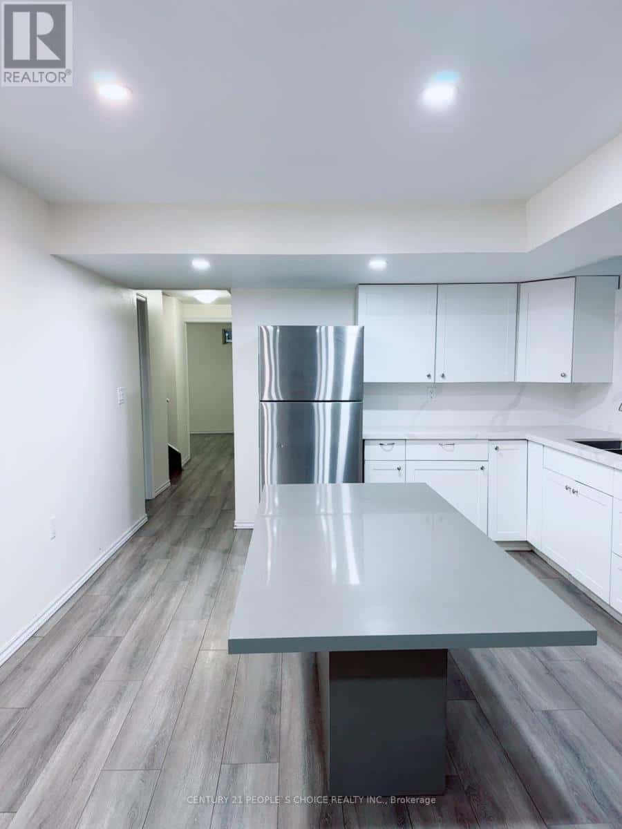 Bradford West Gwillimbury (Bradford) — Bradford West Gwillimbury (Bradford) - Photo 4 of 24