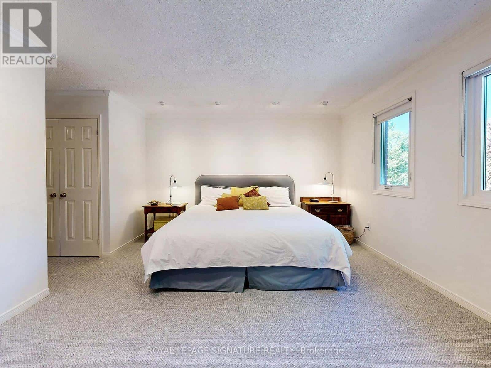 Vaughan (Brownridge) — Vaughan (Brownridge) - Photo 3 of 21