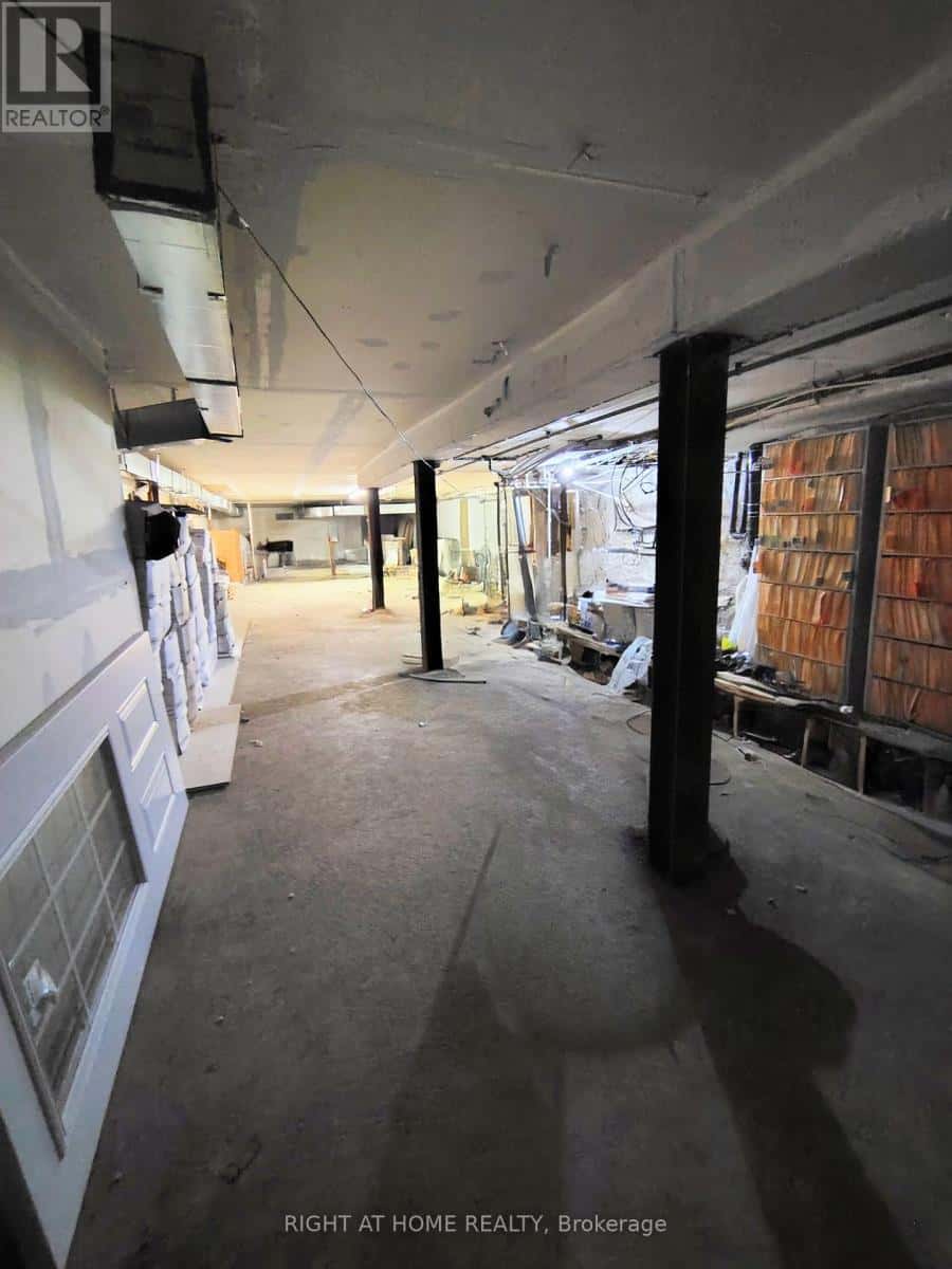 Toronto (Dovercourt-Wallace Emerson-Junction) — Toronto (Dovercourt-Wallace Emerson-Junction) - Photo 3 of 5