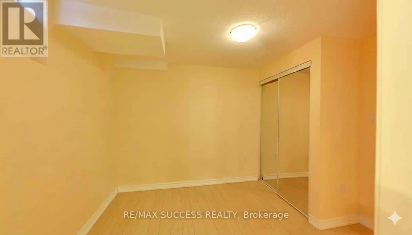 3974 FREEMAN TERRACE S — Mississauga (Churchill Meadows) - Photo 5 of 8