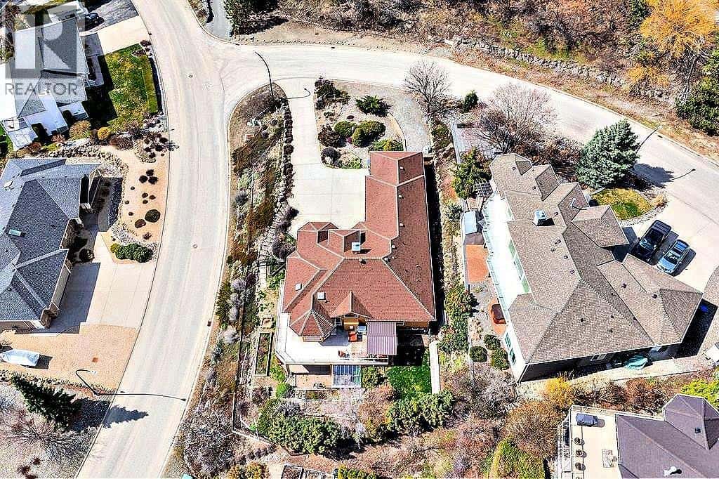 Peachland — Peachland - Photo 4 of 70