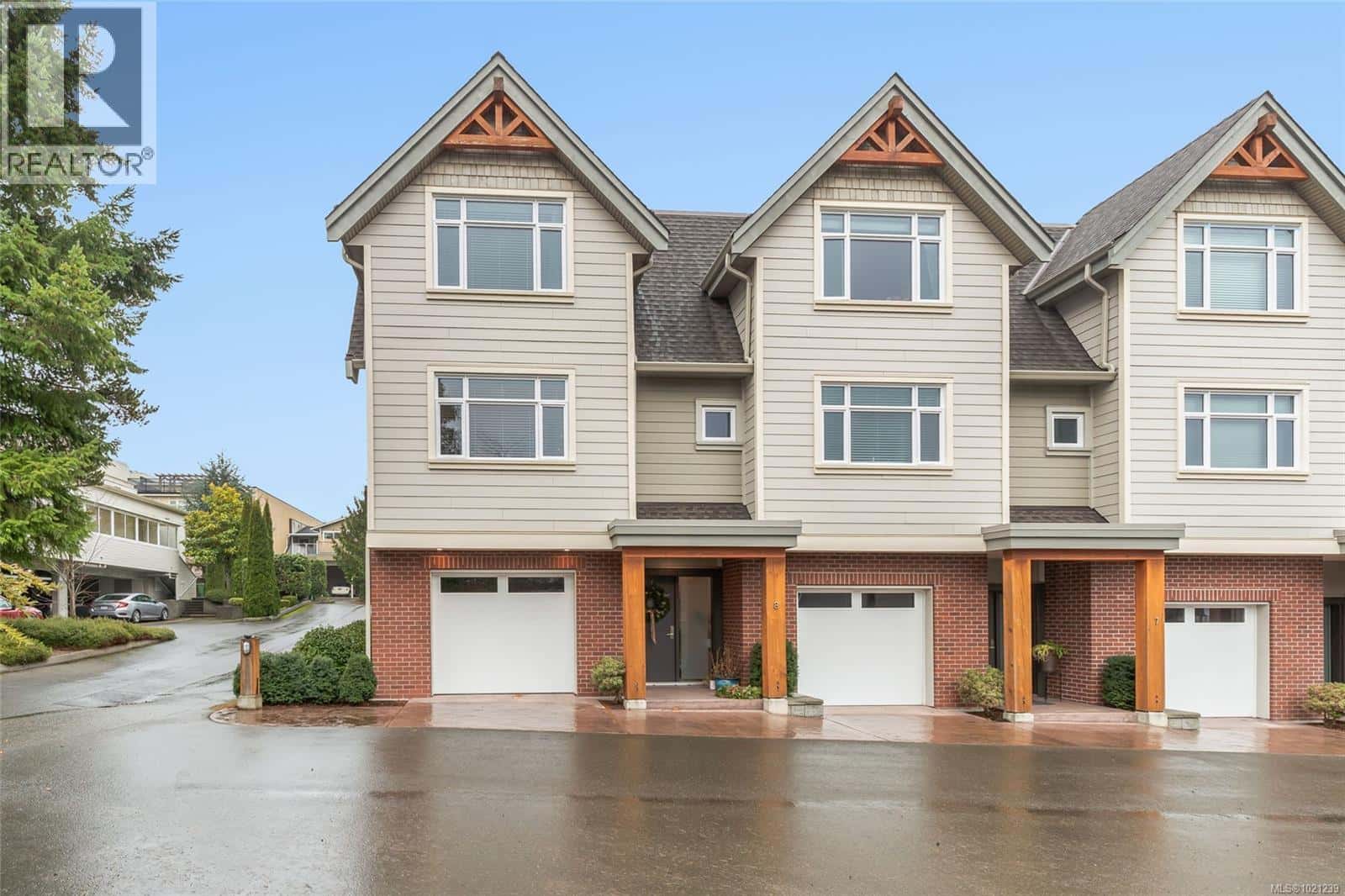 180 First Avenue West 8