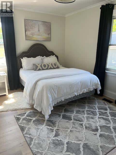 5706 KING STREET — Lincoln (Beamsville), Ontario - Photo 5 of 15