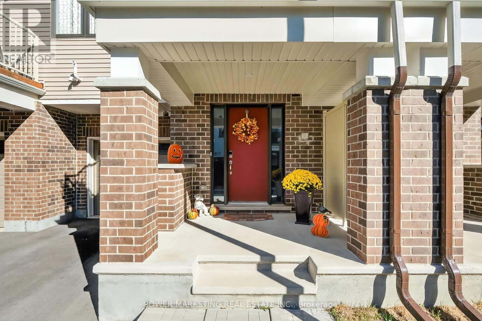 715 HYDRUS PRIVATE — Ottawa - Photo 4 of 50