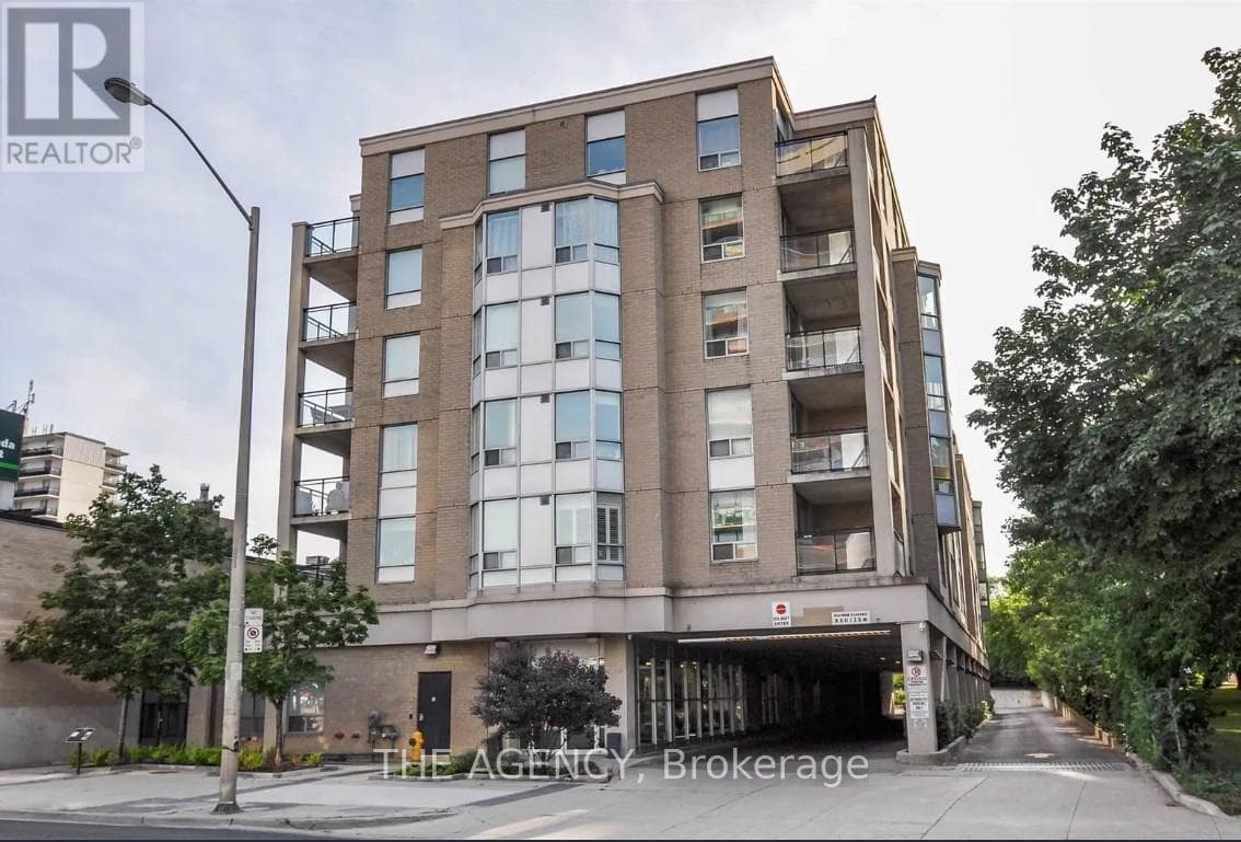 207 - 5940 YONGE STREET — Toronto (Newtonbrook West), Ontario - Main photo