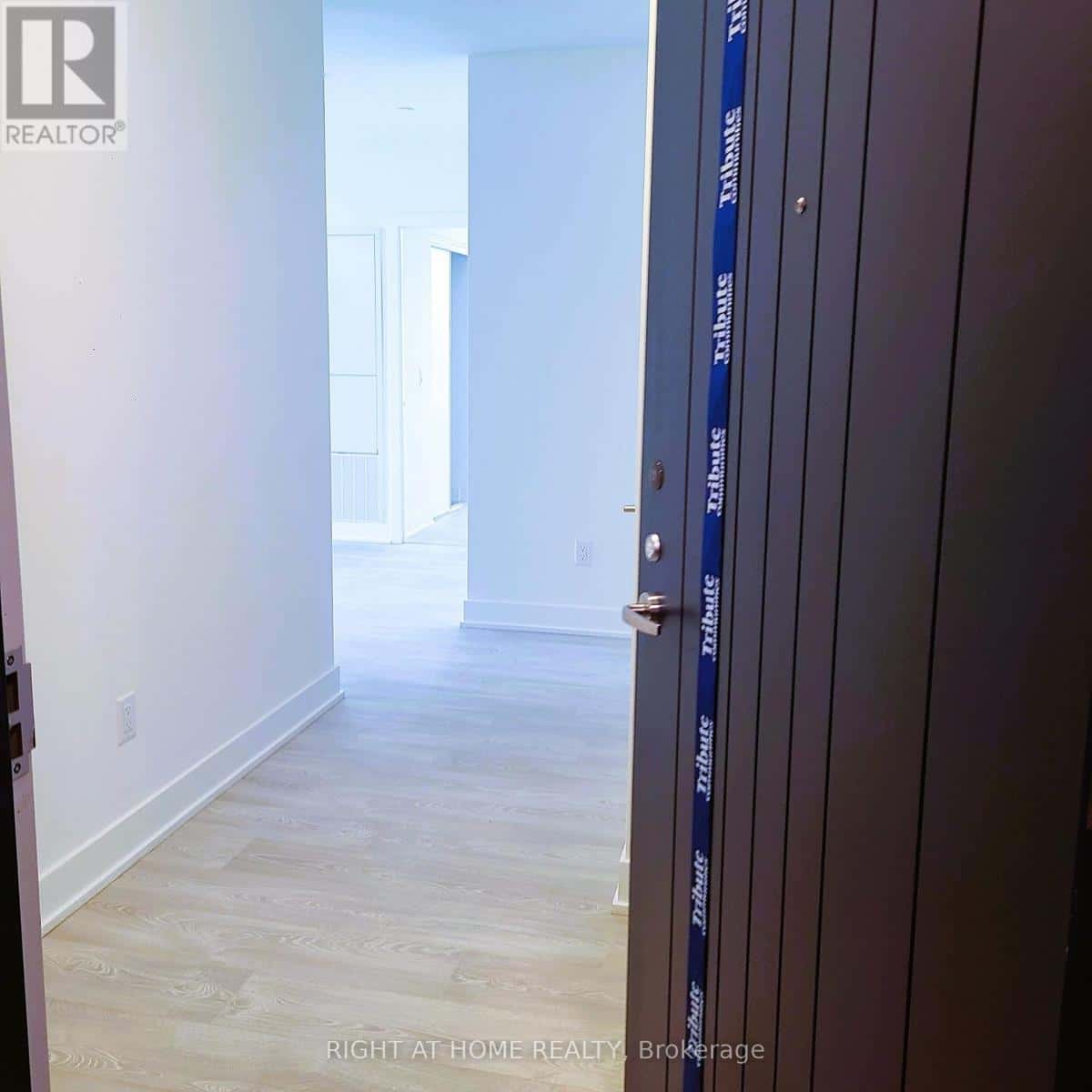 Oshawa (Windfields) — Oshawa (Windfields) - Photo 2 of 24