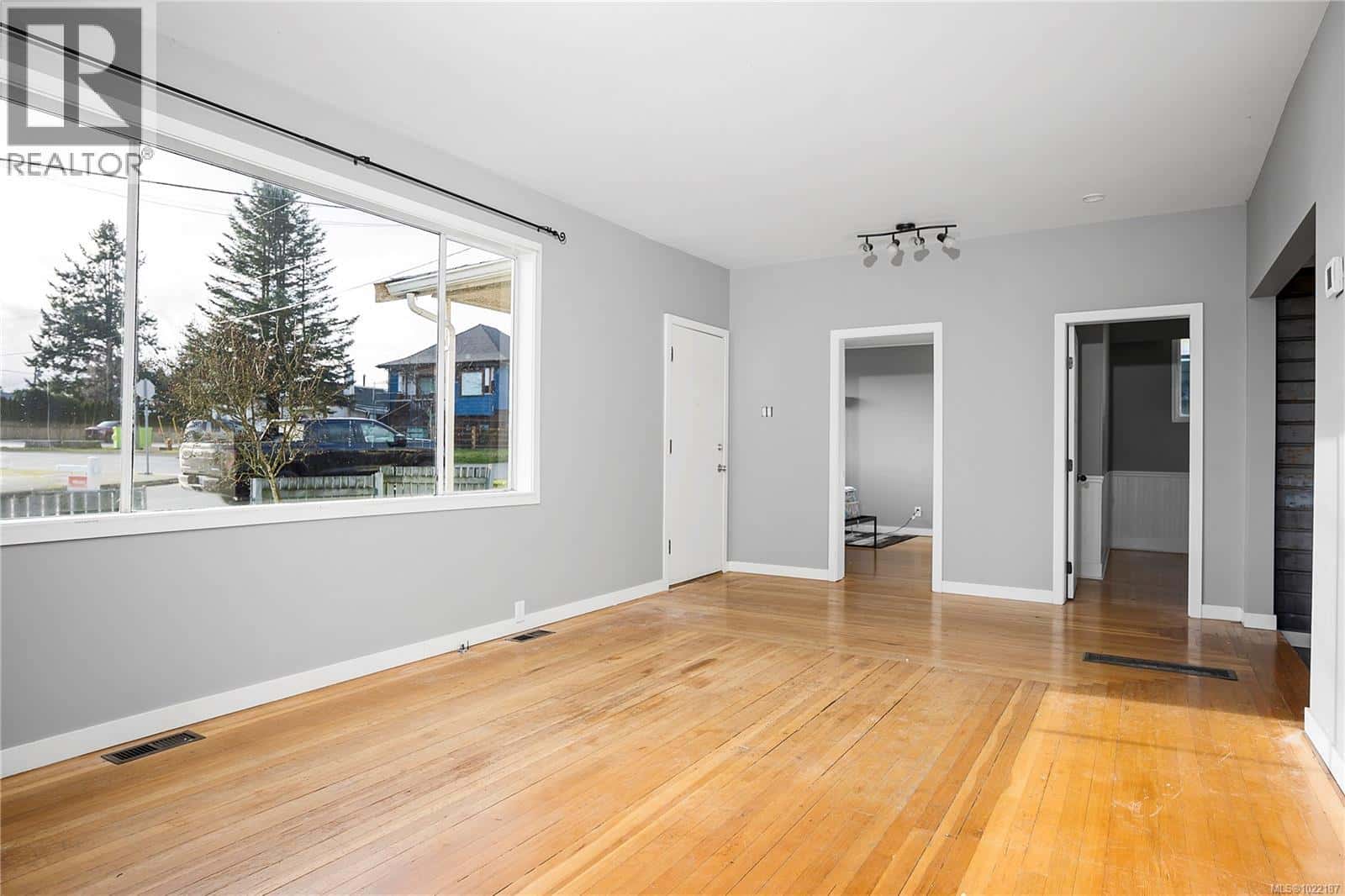 Nanaimo — Nanaimo - Photo 4 of 29