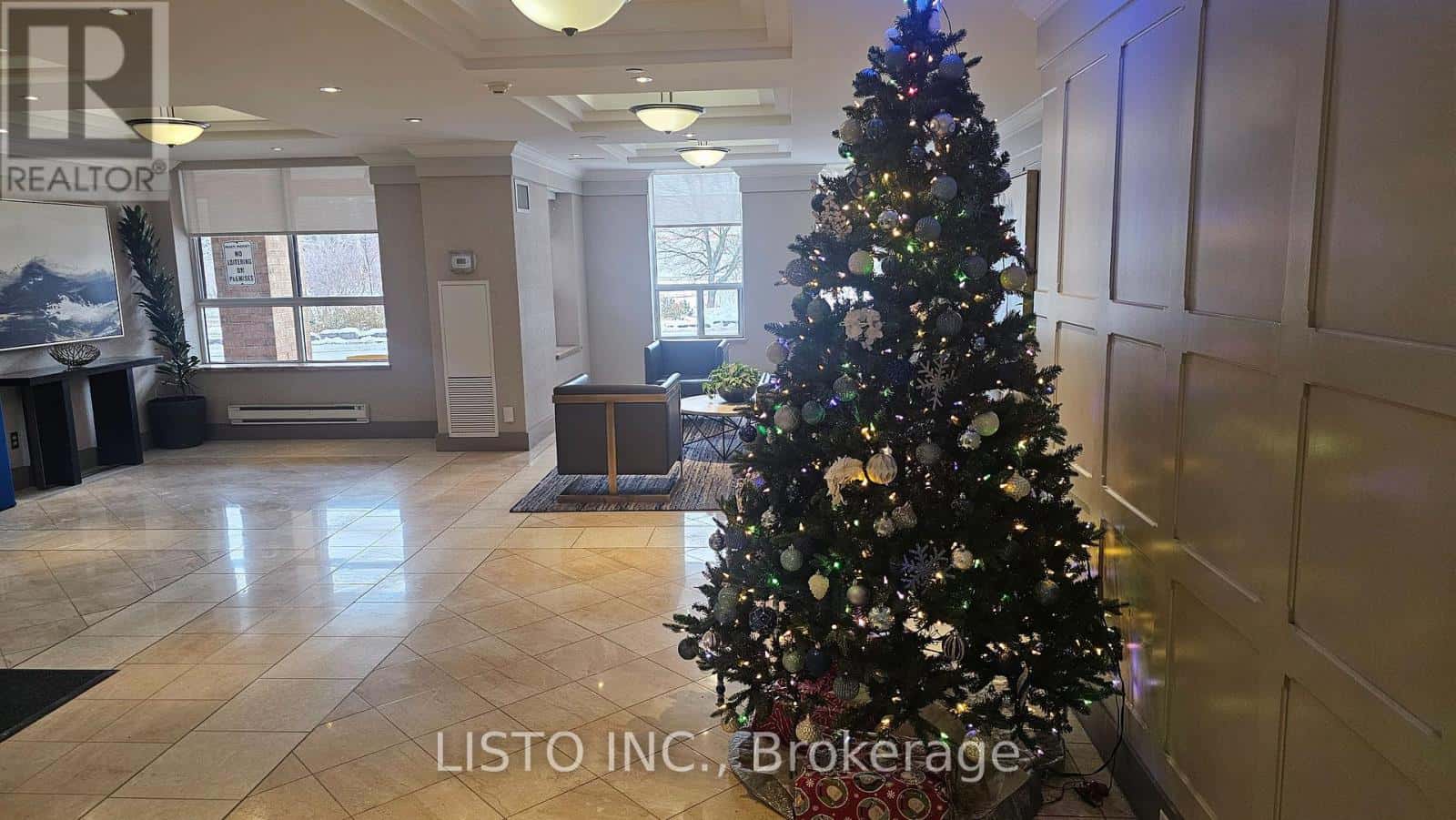 606 - 330 MCCOWAN ROAD — Toronto (Eglinton East), Ontario - Photo 4 of 19