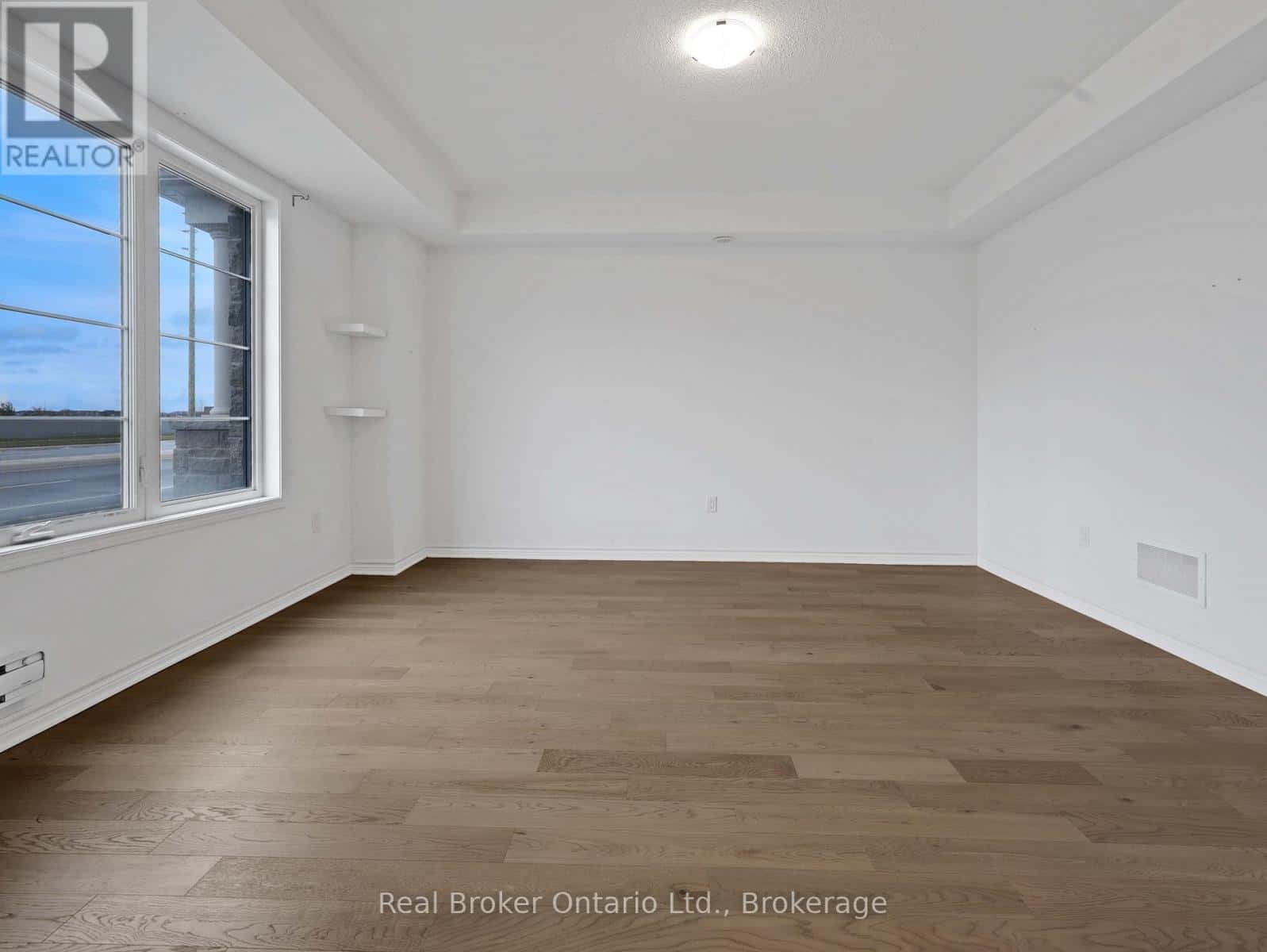 1397 WILLIAM HALTON PARKWAY — Oakville (NW Northwest), Ontario - Photo 5 of 35