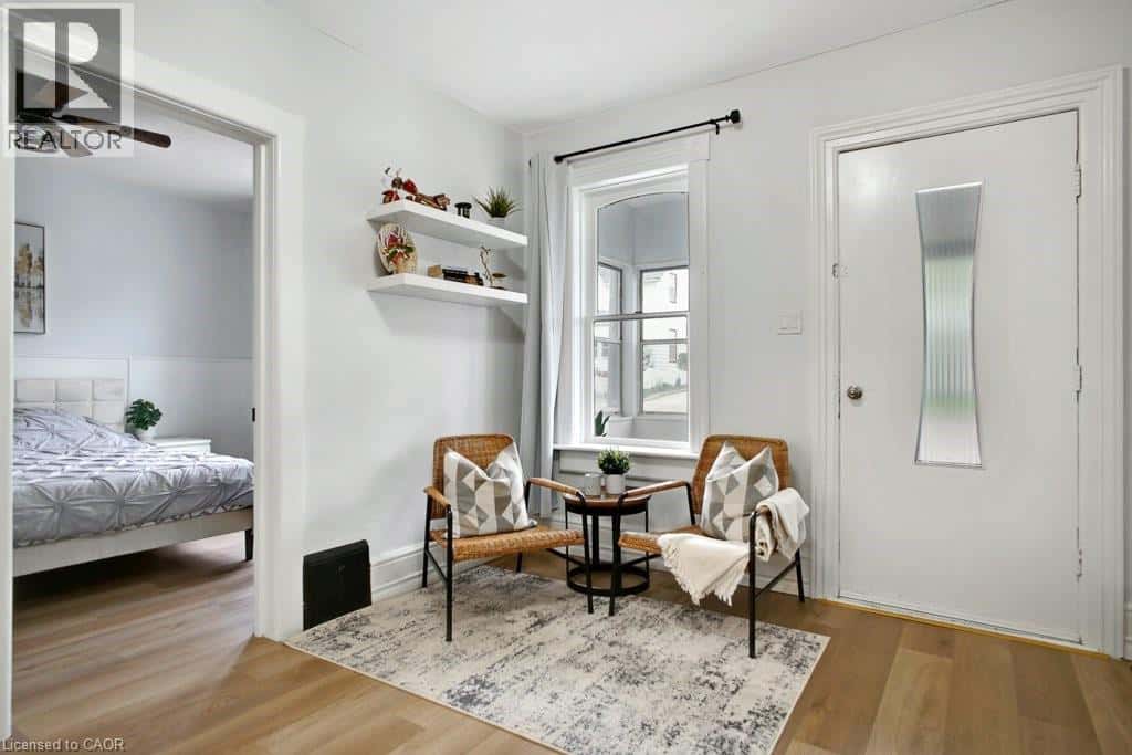 38 BERGEY Street — Cambridge - Photo 5 of 34