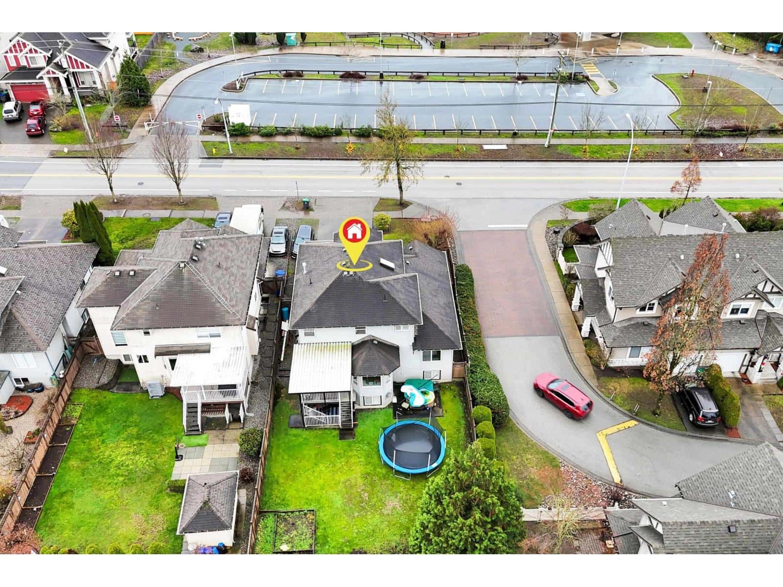 Surrey — Surrey - Photo 2 of 38