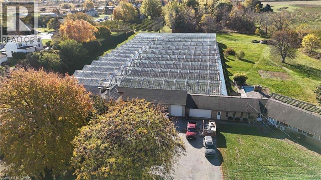 5220-5226 GREENLANE Road — Beamsville, Ontario - Photo 4 of 34