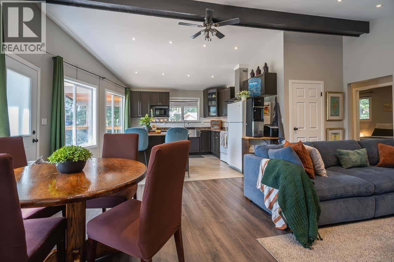 108 Mile Ranch — 108 Mile Ranch - Photo 4 of 40