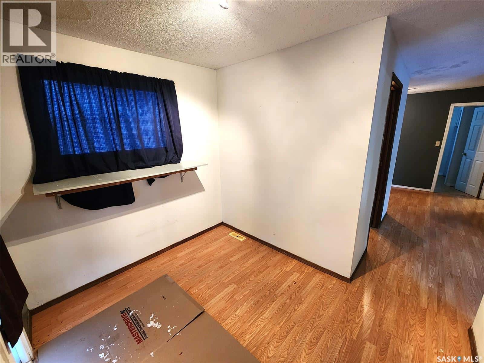 Lampman — Lampman - Photo 3 of 22